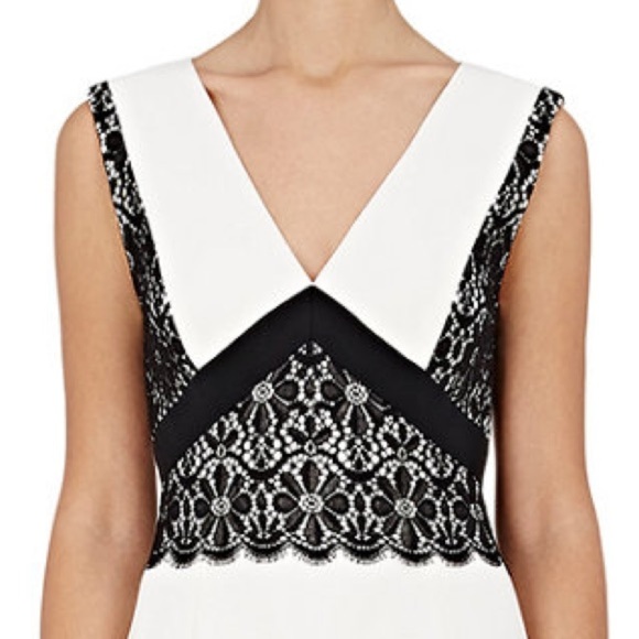 New J. Mendel lace crepe mermaid  train gown - Picture 2 of 8